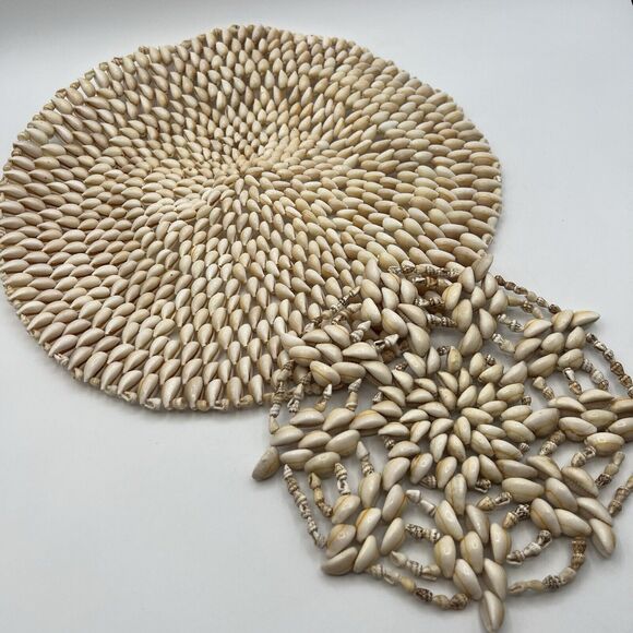 Set 2 Vtg Handmade Natural Sea Shell Trivet Doily 8.5" Beach Nautical Boho 70s - Picture 1 of 6